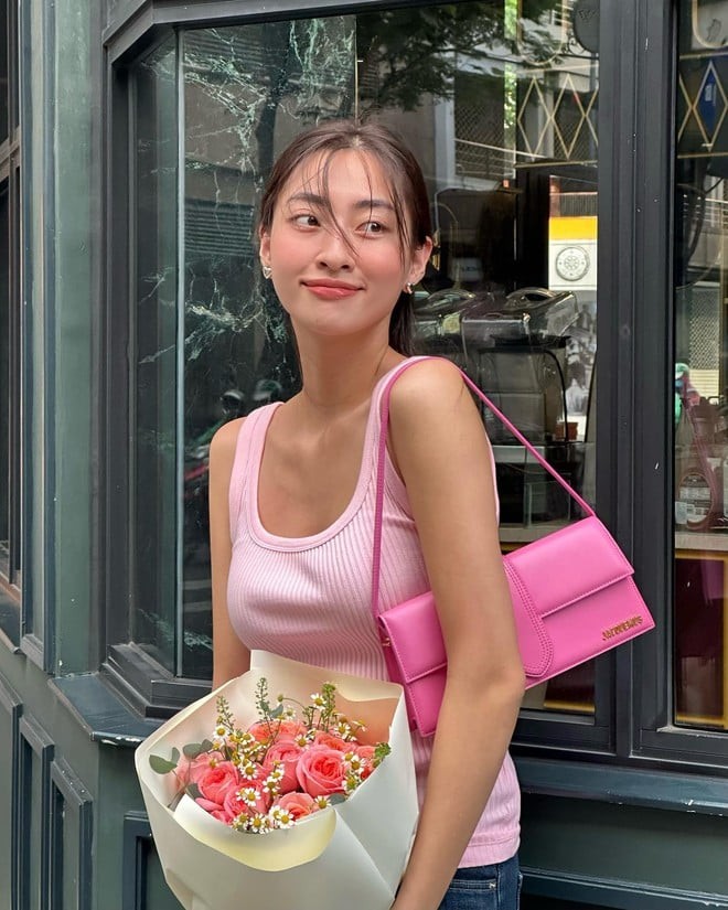 Nếu phải chọn một item đặc trưng cho mùa thu thì áo dệt kim chắc chắn sẽ được gọi tên.