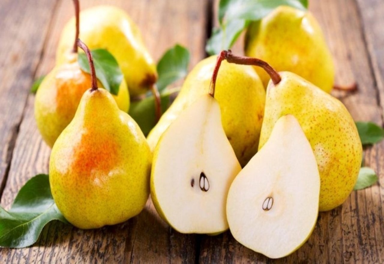 Lê là loại quả đặc trưng của mùa thu, nổi tiếng với vị ngọt mát và hàm lượng nước cao.