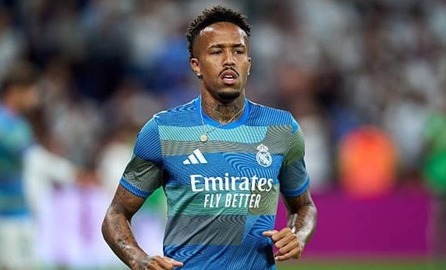 Eder Militao từng muốn giã từ sự nghiệp bóng đá.