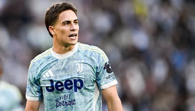 Chelsea nỗ lực giành Yildiz.