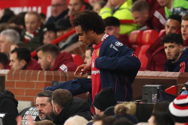 Zirkzee có thể phải rời khỏi Old Trafford để tìm kiếm cơ hội thi đấu.