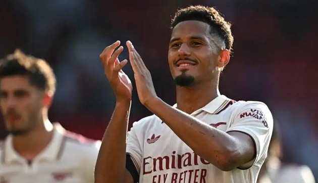 William Saliba hạnh phúc với viễn cảnh gắn bó với Arsenal.