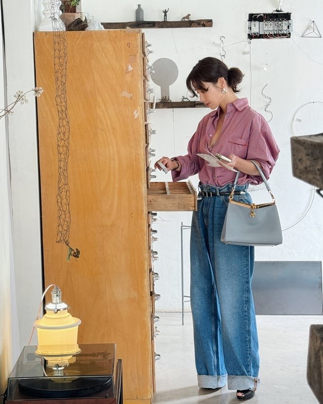 Kiểu quần này mang lại cảm giác dễ chịu, không gò bó nhưng vẫn đảm bảo vẻ ngoài thanh thoát.
