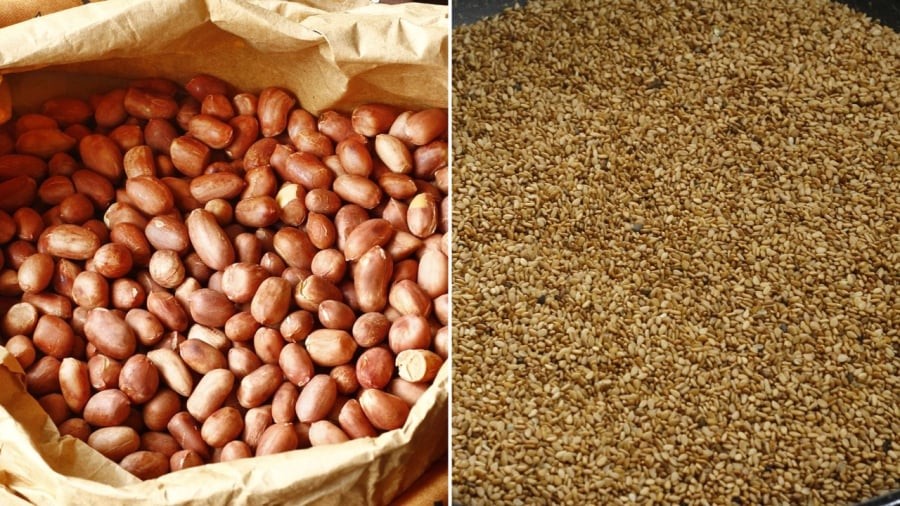 Vừng và lạc được rang thơm.