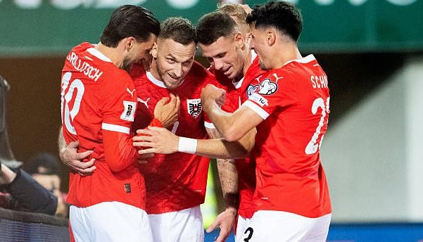 Áo hủy diệt San Marino với tỷ số cách biệt 10-0.