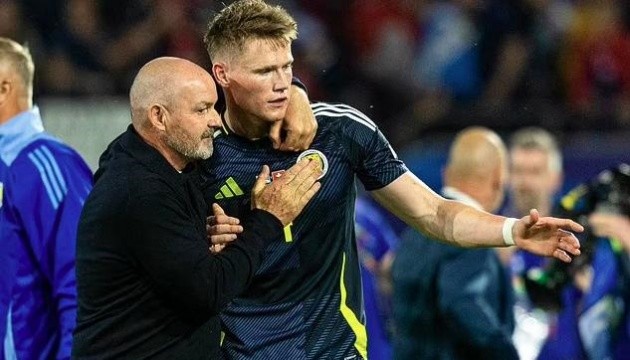 Cặp đôi giúp bóng đá Scotland tiến gần hơn tới giấc mơ World Cup.