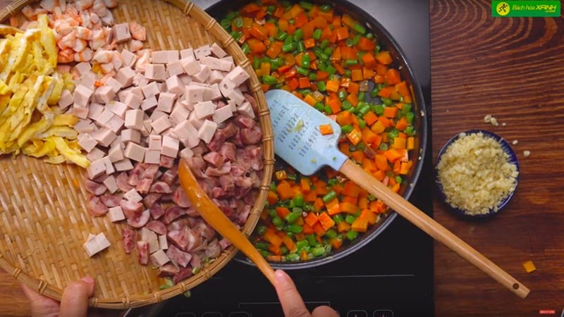 Xào topping