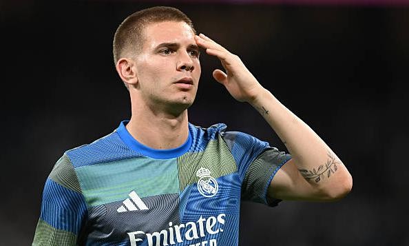 Franco Mastantuono rút lui khỏi đội tuyển Argentina vì chấn thương.