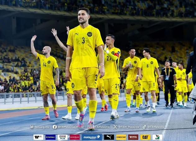 Malaysia đã ôm mộng vươn nhanh bằng cầu thủ nhập tịch.