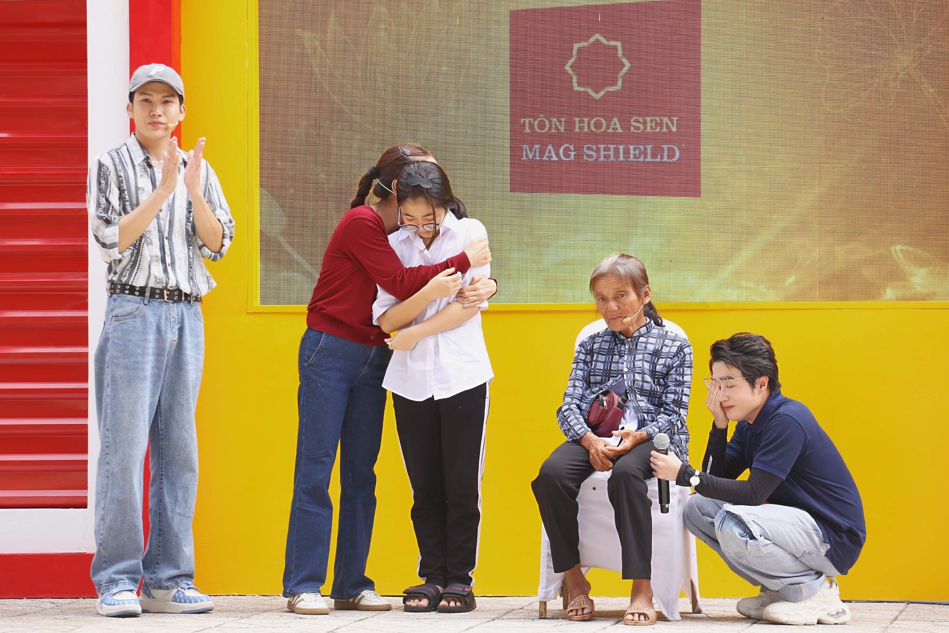 3–Gia đình em PHƯƠNG QUYÊN (4)