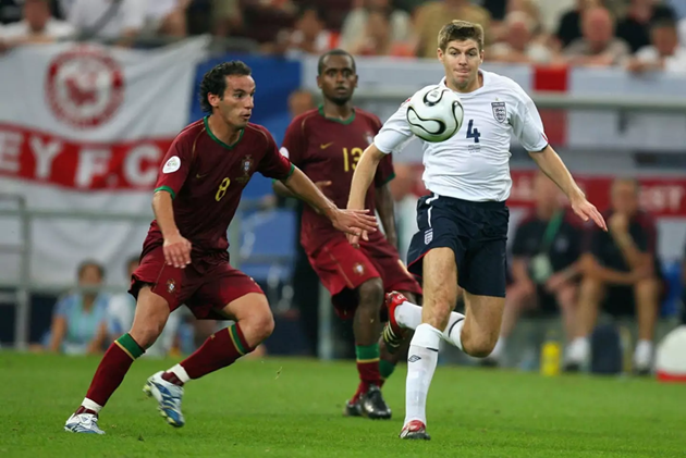 Gerrard là một trong những tiền vệ hay nhất mà bóng đá Anh từng sản sinh ra.
