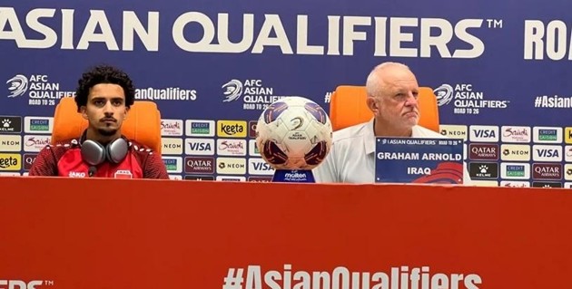 Ông Graham Arnold vẫn thận trọng sau trận thắng Indonesia.