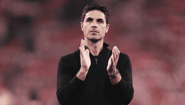 Arsenal đang dẫn đầu BXH.