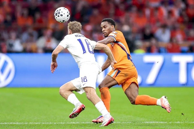  Timber tiếp tục chơi hay cho Hà Lan.