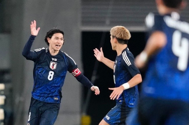 Nhật Bản đánh bại Brazil 3-2.