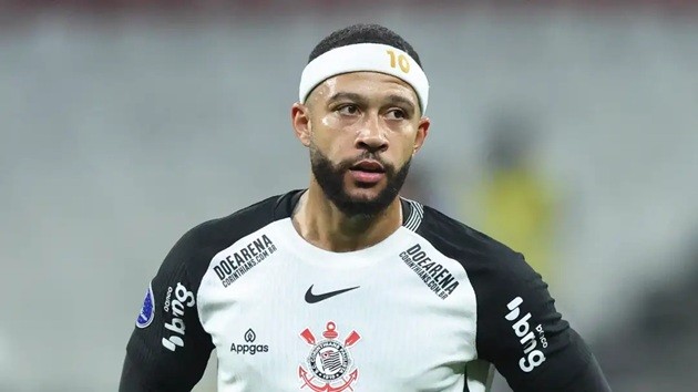 Depay đạt nhiều mốc tiền thưởng của Corinthians.