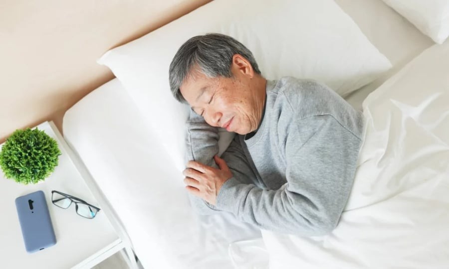 Ngủ đủ giấc chính là “liều thuốc miễn phí” nhưng nhiều người lại xem nhẹ. Ảnh minh họa