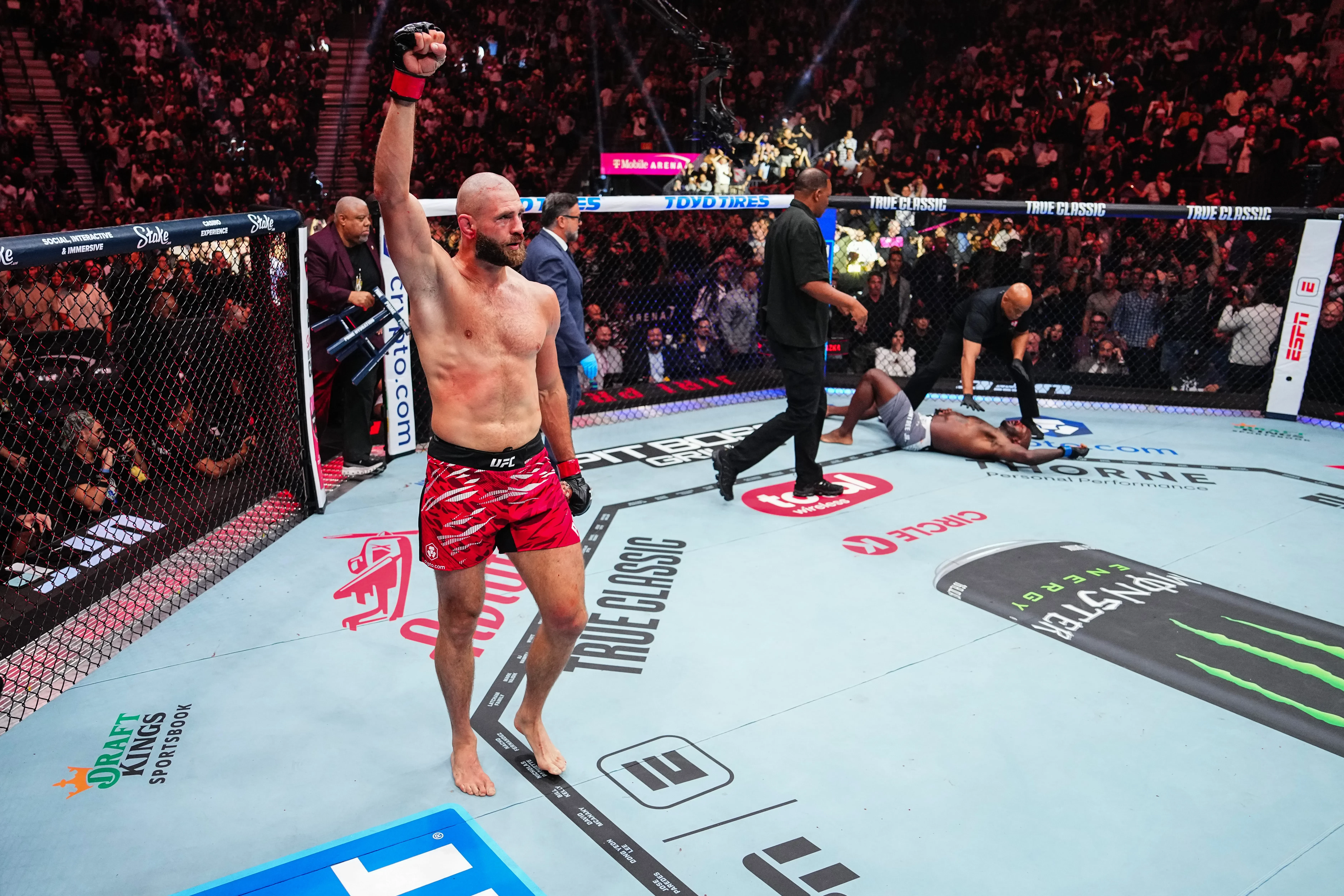 ‘I had to end him’: Jiri Prochazka sends message to Khalil Rountree after insane UFC 320 battle