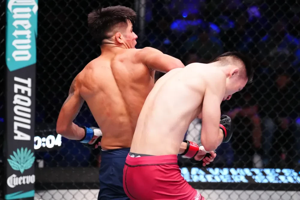 Juan Diaz ăn mừng sau khi hạ knock-out Won Il Kwon tại Dana White’s Contender Series.