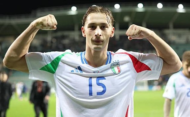 Francesco Pio Esposito là nước đi đúng đắn của Inter Milan.