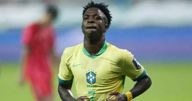 Vinicius vướng vào rắc rối vì tổ chức sinh nhật