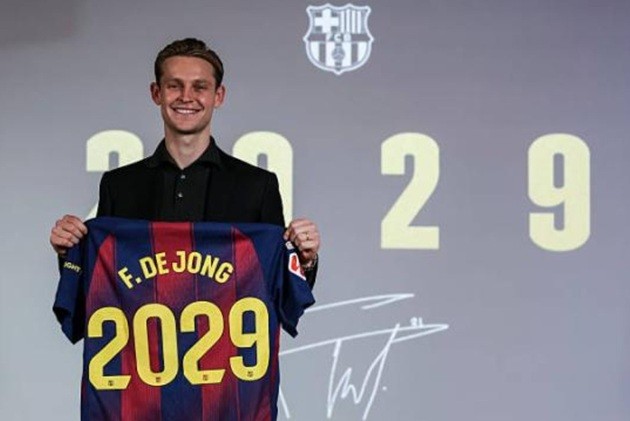 Bản hợp đồng được mong đợi đã được ký kết.