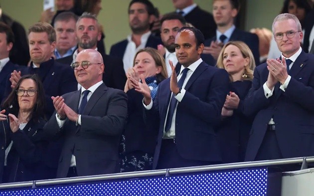 Giới chủ Spurs cần chi mạnh để thay đổi CLB