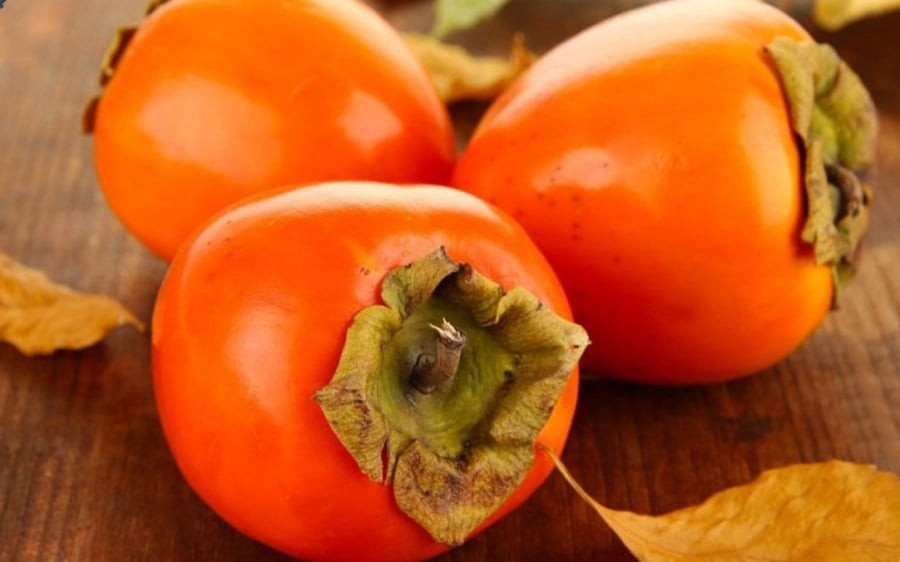 Trong hồng chứa protein, tanin và histamine – những chất dễ kích hoạt phản ứng dị ứng. Ảnh minh họa