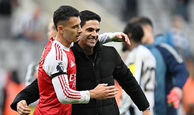 Gabriel Martinelli hài lòng với cuộc sống ở Arsenal