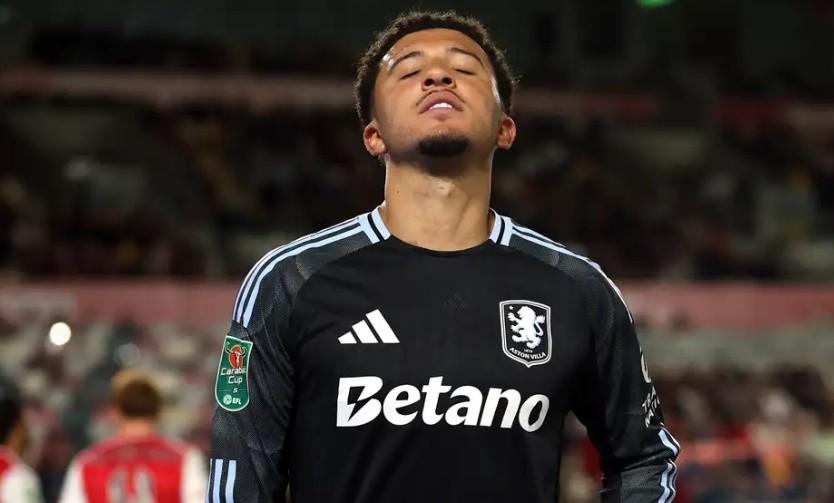 Sancho bị tố nợ tiền chưa trả.