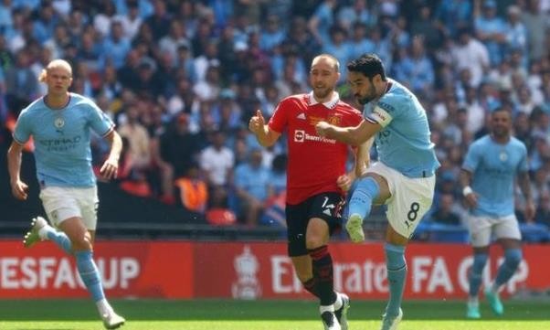 Gundogan có tầm nhìn hơn người.