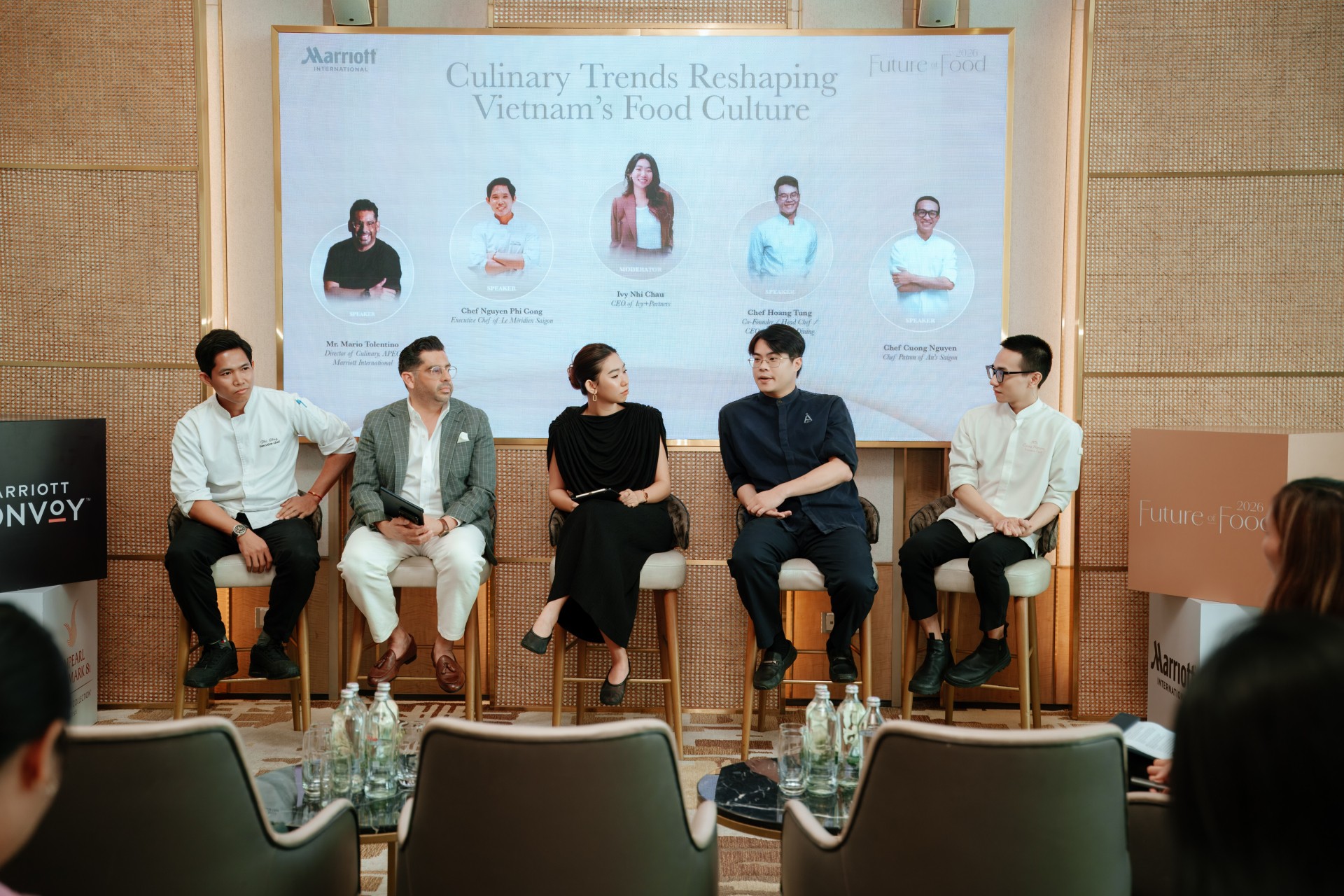 Future of Food 2026_Panel Discussion_Culinary Trends Reshaping Vietnam's Food Culture (Panelist from left to right_ Chef Nguyễn Phi Công-Mario Tolentino-Ivy Nhi Chau-Chef Hoang Tung-Chef Cuong Nguyen) (1)