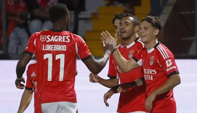 Benfica tiến vào vòng 4 Cúp Quốc gia. 