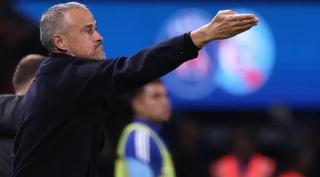 HLV Luis Enrique nuối tiếc với 1 điểm có được.