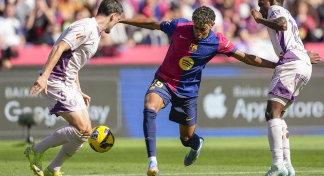 Yamal có duyên với mành lưới của Girona