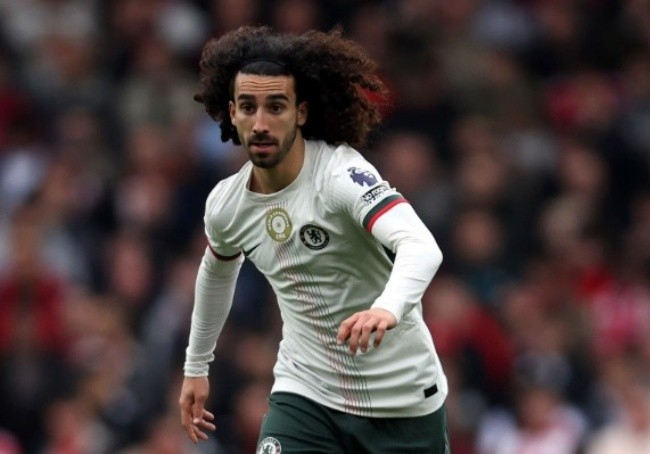 Marc Cucurella - 7.6 điểm. Hậu vệ người Tây Ban Nha hoàn thành tốt nhiệm vụ phòng ngự bên cánh trái, hạn chế sự nguy hiểm từ Forest. Duy trì cường độ thi đấu cao xuyên suốt trận.