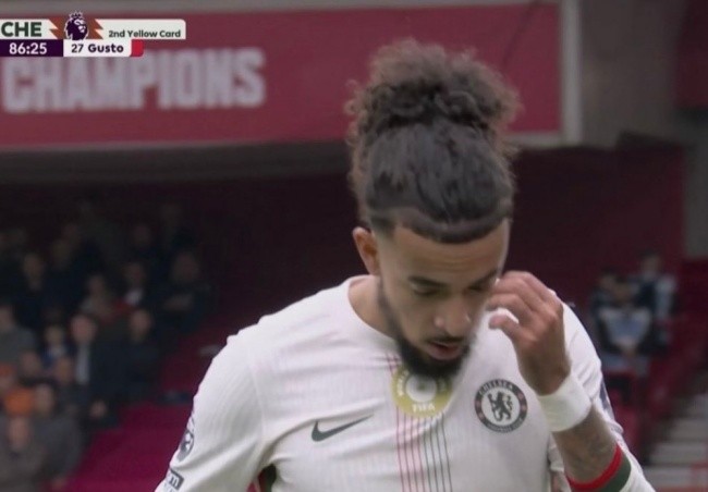 Malo Gusto - 6.1 điểm. Gusto phải thi đấu ở vị trí tiền vệ trung tâm, anh gặp khó khăn trong việc tạo ra ảnh hưởng. Nhận thẻ đỏ ở cuối trận, làm xấu đi một ngày thi đấu không thành công.