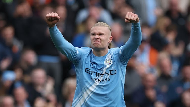 Anh chỉ cần vài phút để làm nên chuyện.