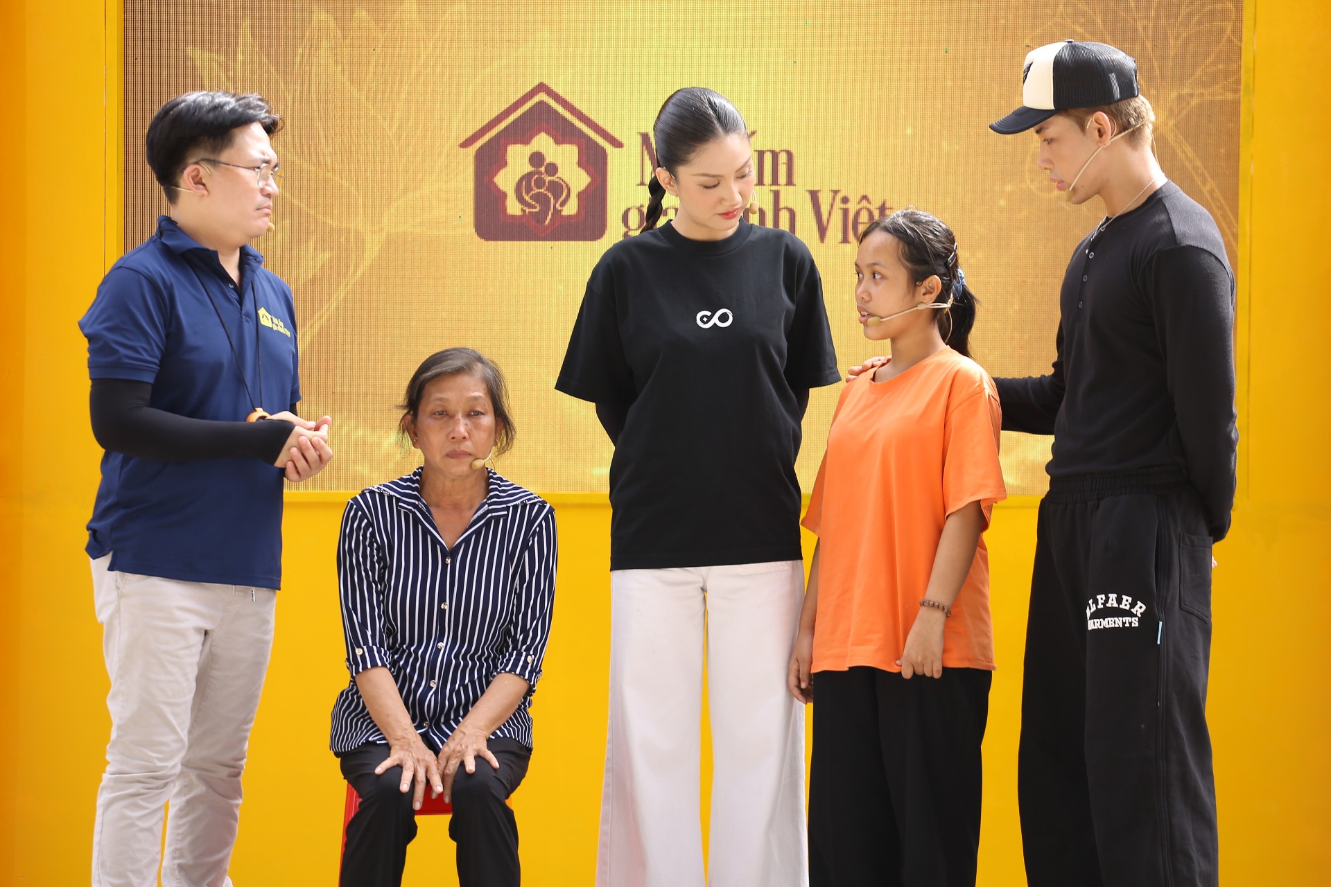 3–Gia đình em XUÂN MAI (11)