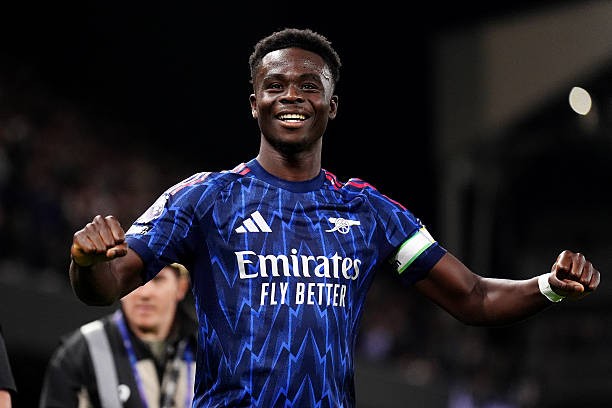 Bukayo Saka (7): Mặc dù Ryan Sessegnon của đối phương đã chơi khá tốt, Saka vẫn chứng tỏ mình là một mối đe dọa thường trực bên cánh phải. Những pha dứt điểm cuối cùng của anh ấy hơi chệch choạc một chút trong hiệp một. Tuy nhiên, anh đã chơi tốt hơn rất nhiều sau giờ nghỉ, liên tục gây ra rất nhiều khó khăn cho hàng phòng ngự Fulham