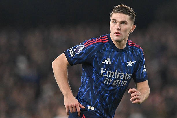 Viktor Gyokeres (7.3): Anh ấy đã có một cú sút bị Bernd Leno cản phá trong hiệp một sau một pha chạy chỗ khéo léo vào vòng cấm. Đây là một màn trình diễn đầy nỗ lực khác từ Gyokeres, nhưng anh ấy chưa thực sự để lại nhiều dấu ấn rõ rệt.