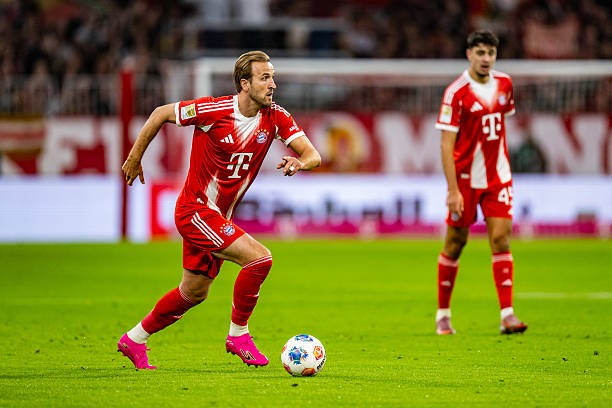 Harry Kane tiếp tục tỏa sáng để giúp Bayern Munich giành chiến thắng.