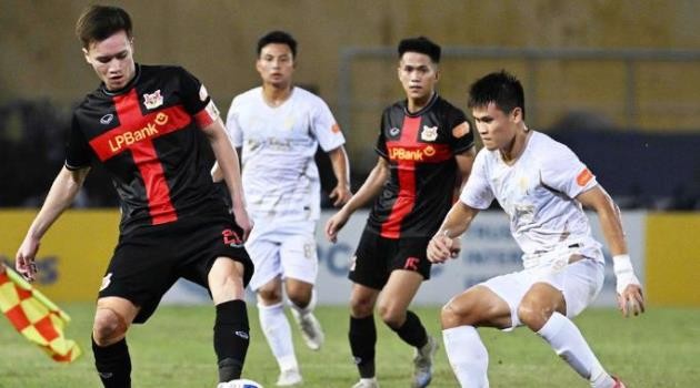 Hà Nội thua Ninh Bình trong trận ra mắt của HLV Kewell.