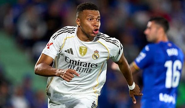 Kylian Mbappe tỏa sáng giúp Real Madrid giành trọn 3 điểm.