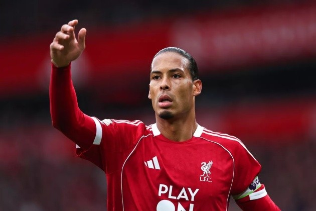 Van Dijk là hình ảnh tiêu biểu cho hàng thủ Liverpool hiện tại.