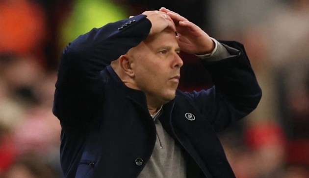 Slot gặp khó trong việc tiến hó Liverpool