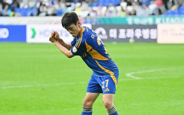Cầu thủ được cho là chế giễu HLV Shin Tae-yong.