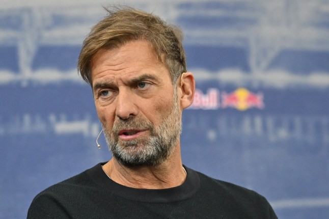 Klopp tiết lộ về cuộc trò chuyện với Man Utd.