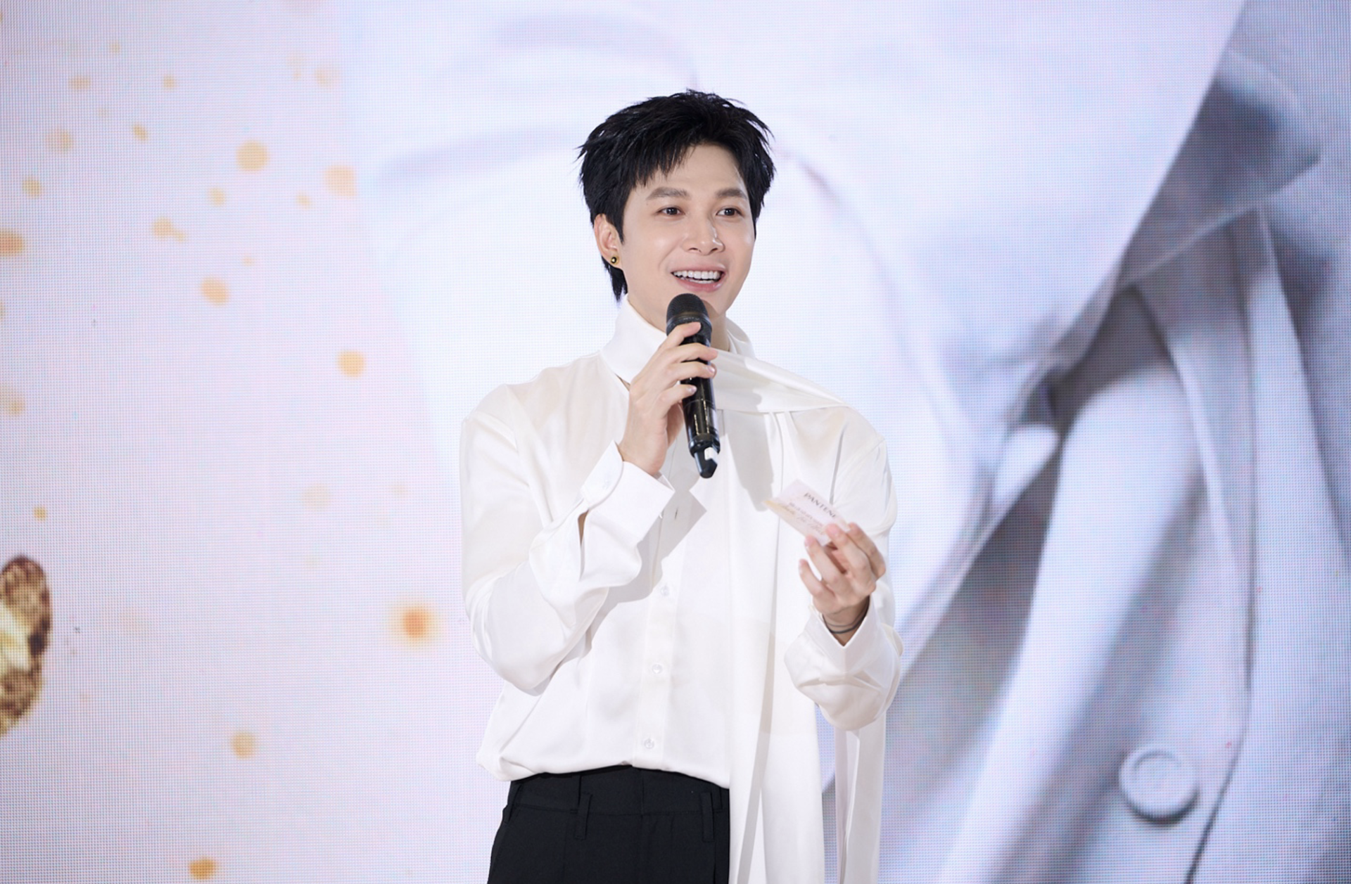Ảnh màn hình 2025-10-20 lúc 11.29.58