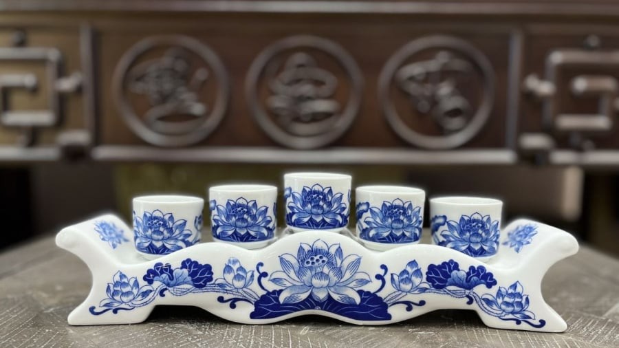 Nước không thể thiếu khi thờ cúng